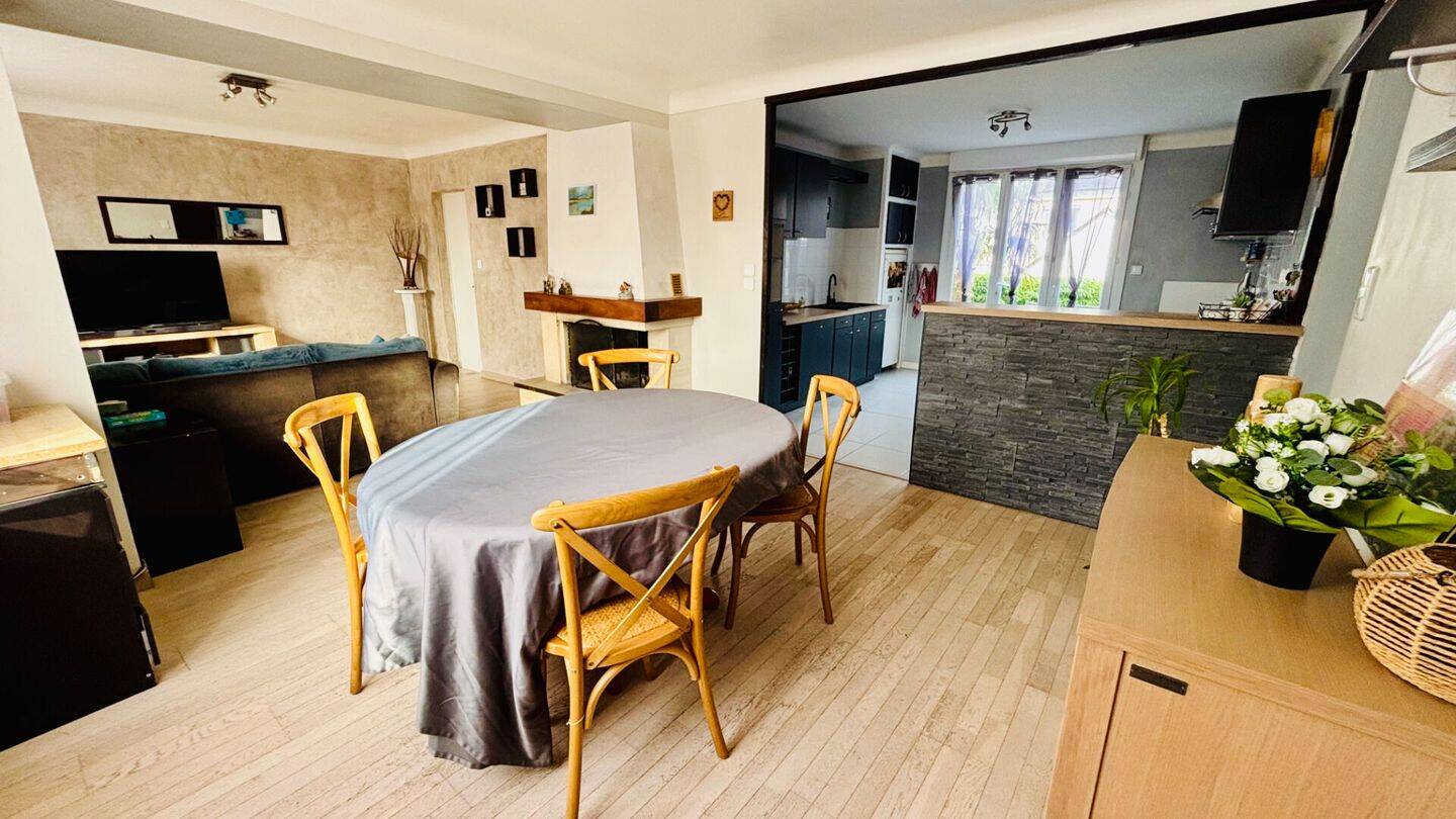 Maison 5 pièces 120 m² · à La Chapelle-des-Marais · 120 m² · 239 400 €