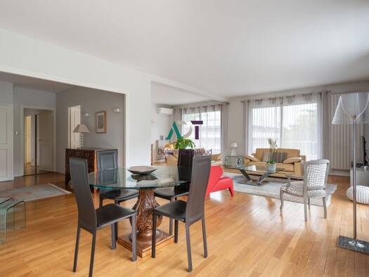 Appartement à vendre 625 000 € 4 pièces 3 chambres 144,4 m² Étage 4/4 Haut Meylan Meylan 38240