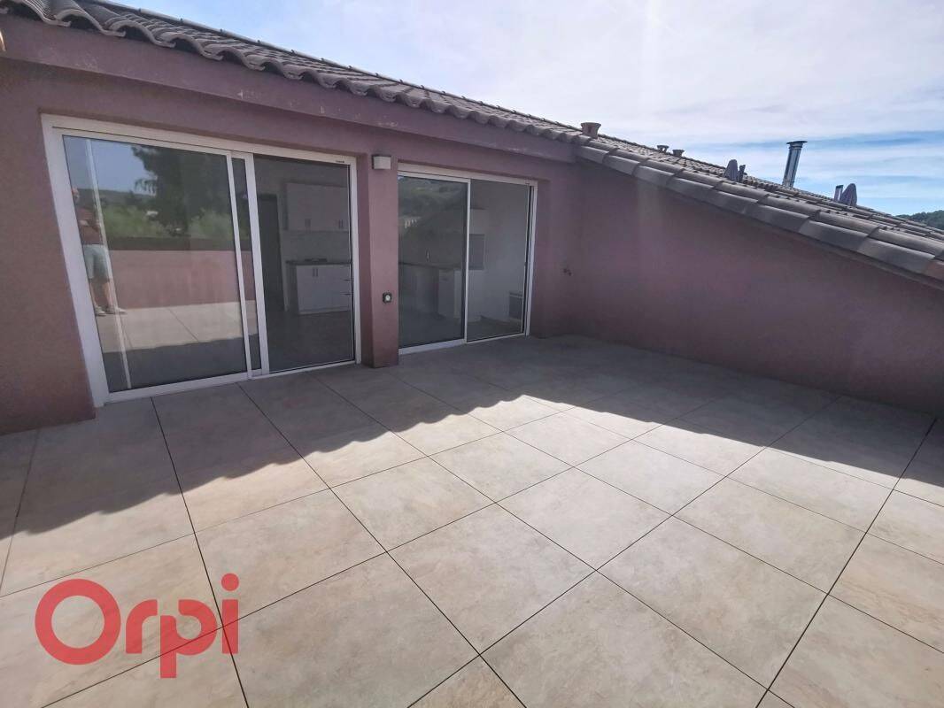 Appartement 3 pièces 68 m² · à Le Castellet · 68 m² · 273 000 €