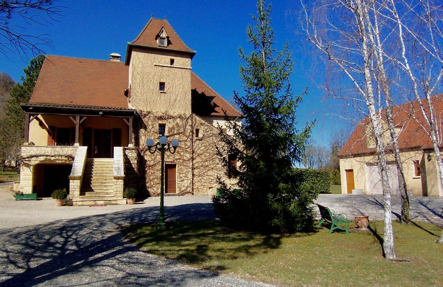 Maison 10 pièces 260 m² · à Gourdon · 260 m² · 360 000 €