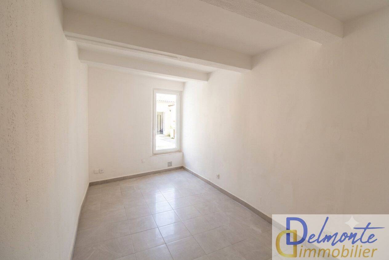 Appartement 1 pièce 20 m² · à La Seyne-sur-Mer · 20 m² · 420 €