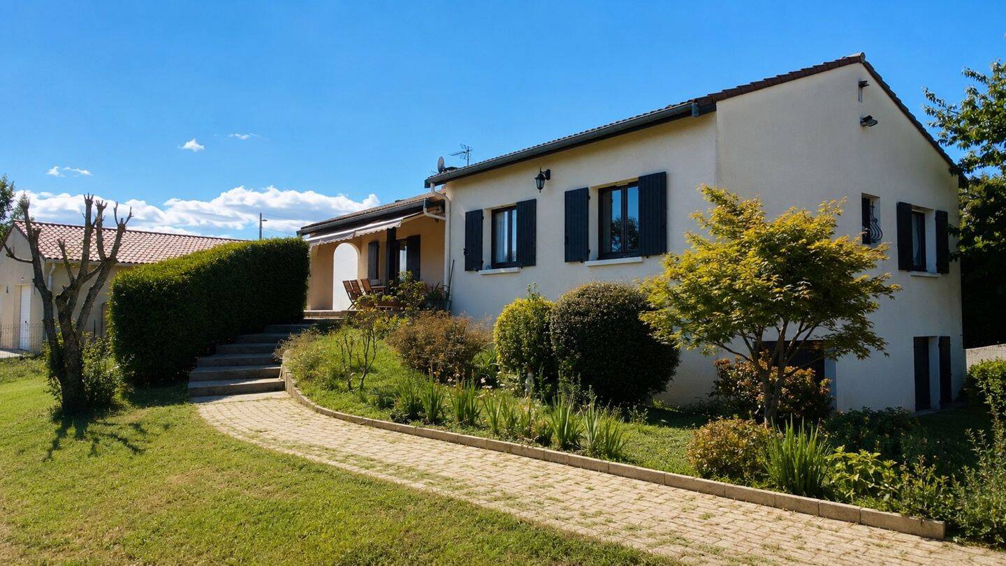 Maison 4 pièces 104 m² · à Les Côtes-d'Arey · 104 m² · 349 000 €