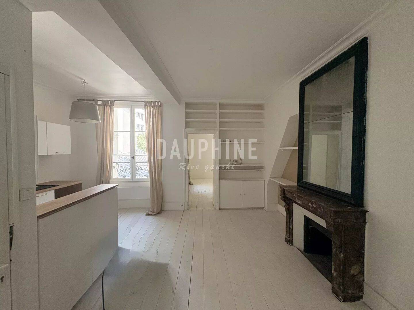 Appartement 2 pièces 37 m² · à Paris 15ème Arrondissement · 37 m² · 1 690 €/mois