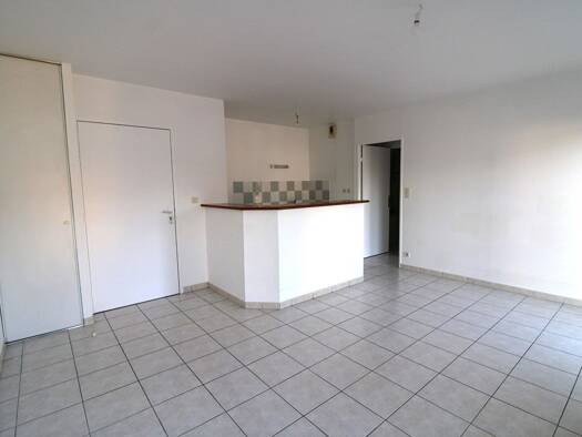 Appartement à louer 540 € 2 pièces 1 chambre 36 m² 2ème étage Saint-Brieuc 22000