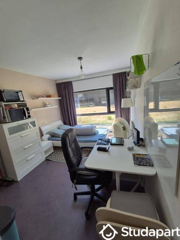 Appartement 1 pièce 17 m² · à Lille · 17 m² · 545 €