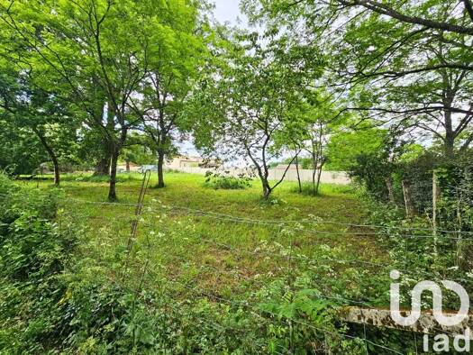 Terrain constructible à vendre 65 000 € 1 295 m² de terrain Queyrac 33340