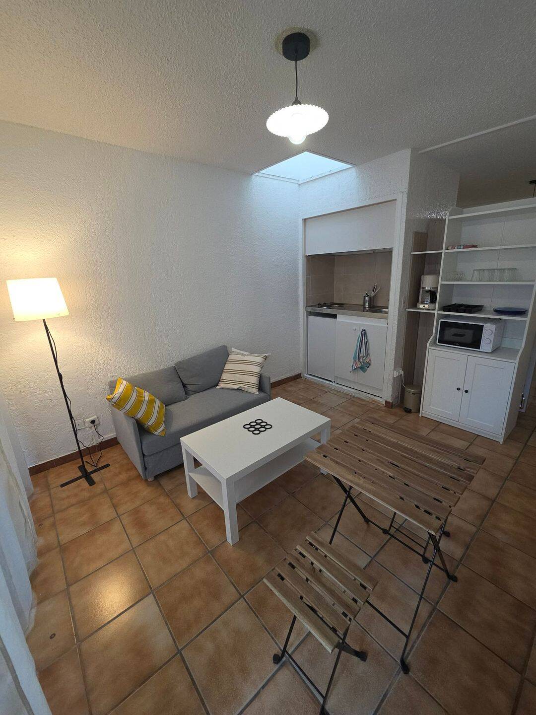 Appartement 1 pièce 25 m² · à Nîmes · 25 m² · 490 €/mois