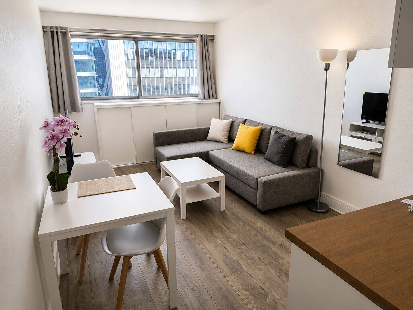 Appartement 1 pièce 23 m² · à Courbevoie · 23 m² · 950 €