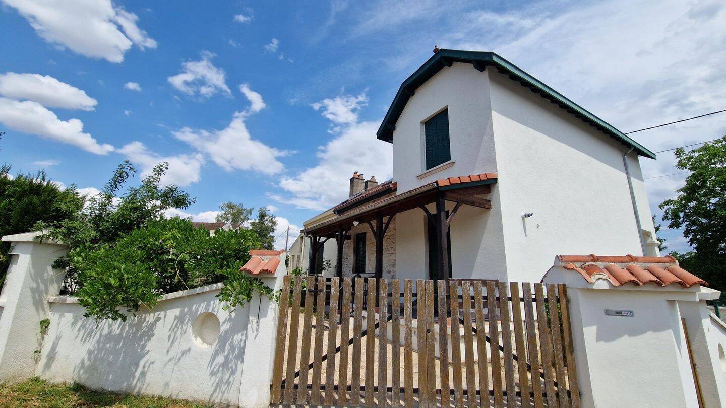 Maison 4 pièces 94 m² · à Montceau-les-Mines · 94 m² · 157 200 €