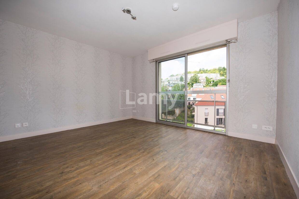 Appartement 1 pièce 23 m² · à Meulan-en-Yvelines · 23,4 m² · 556 €