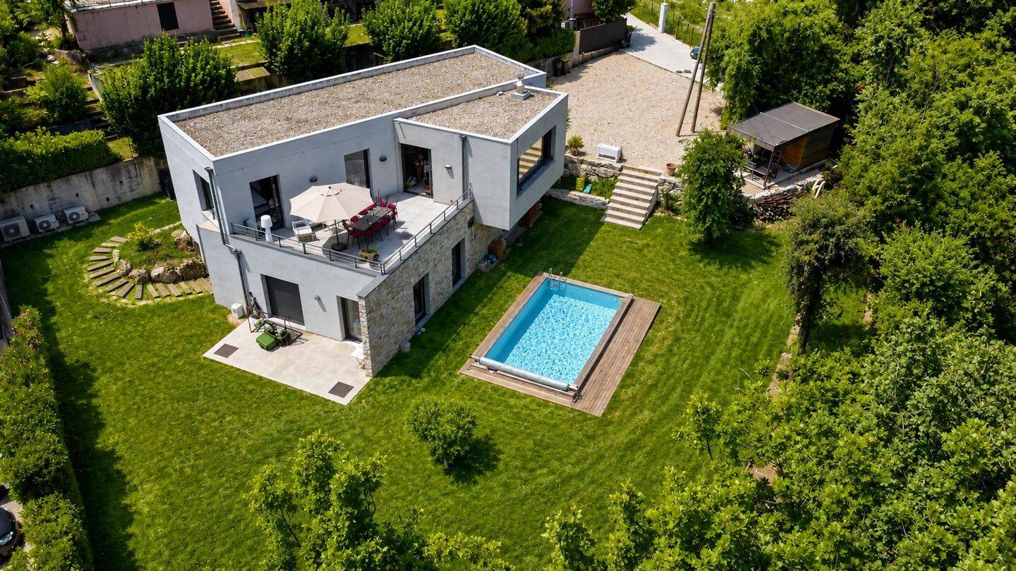 Maison 6 pièces 180 m² · à La Colle-sur-Loup · 180 m² · 3 865 €/mois