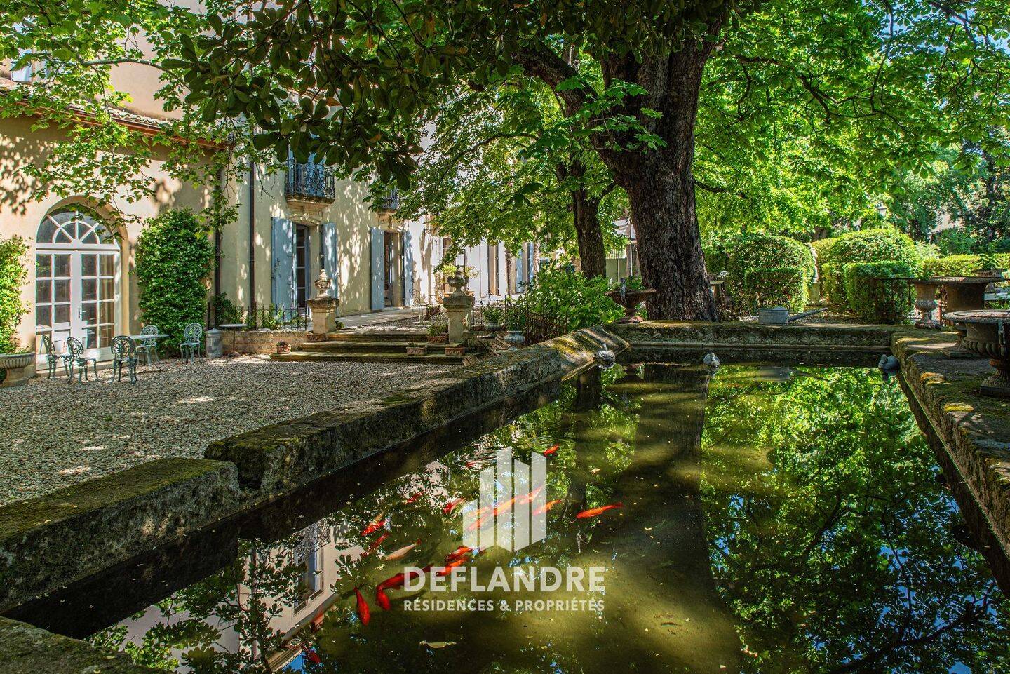 Maison 10 pièces 740 m² · à Béziers · 740 m² · 2 500 000 €