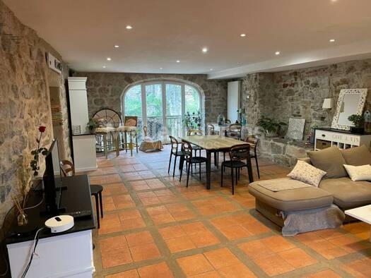 Pavillon à vendre 340 000 € 7 pièces 6 chambres 290 m² 320 m² de terrain Le Caylar 34520