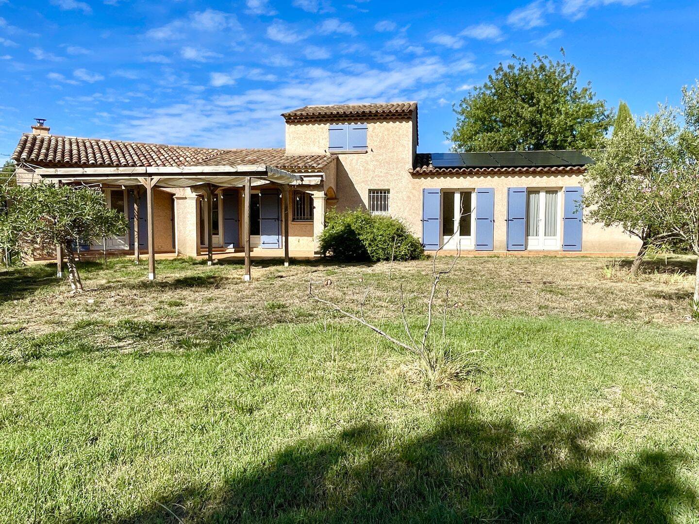 Maison 6 pièces 146 m² · à Clermont-l'Hérault · 146 m² · 349 000 €