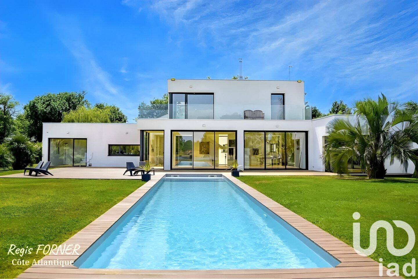 Maison 8 pièces 240 m² · à Saint-André-des-Eaux · 240 m² · 1 495 000 €