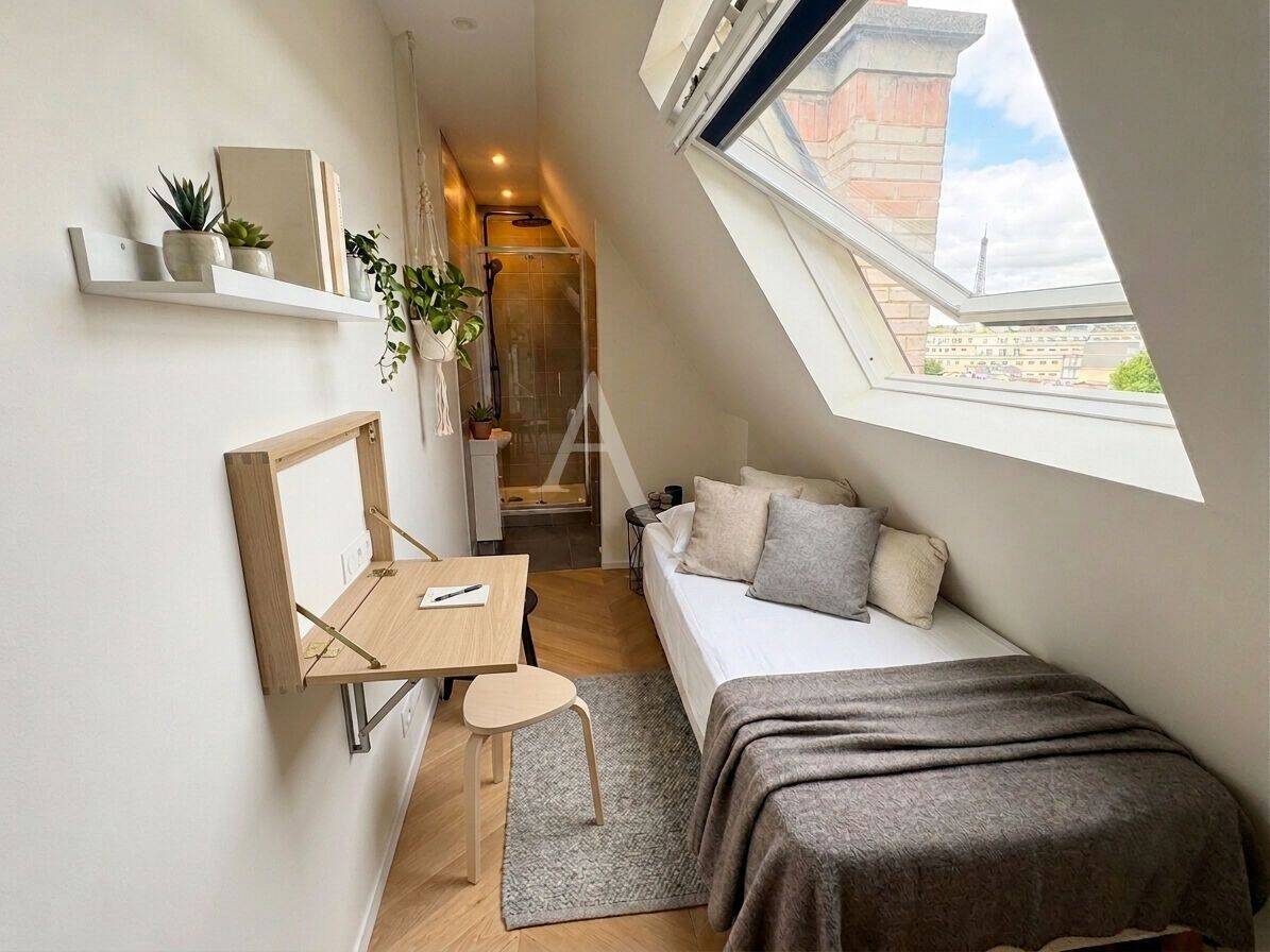 Appartement 1 pièce 11 m² · à Paris 7ème Arrondissement · 10,7 m² · 89 000 €