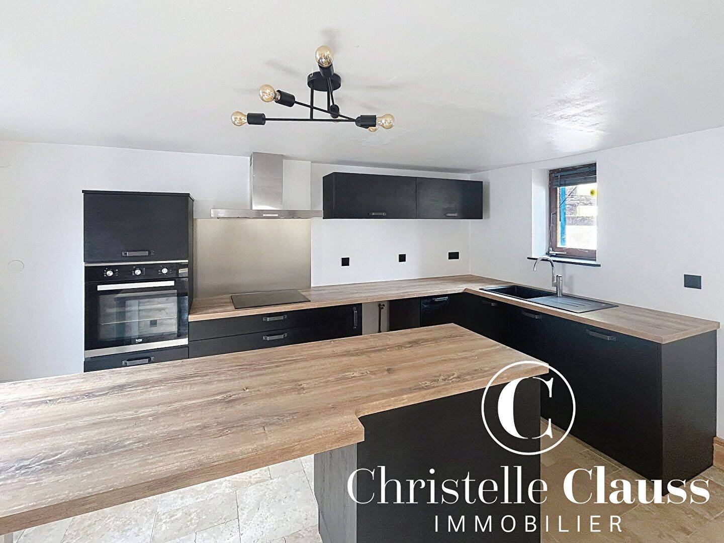 Maison 5 pièces 136 m² · à Sundhoffen · 136 m² · 1 101 €