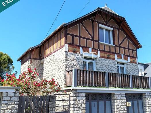 Maison de ville à vendre 289 000 € 5 pièces 4 chambres 102 m² 426 m² de terrain Clos de la Grande Salle Fleury-les-Aubrais 45400