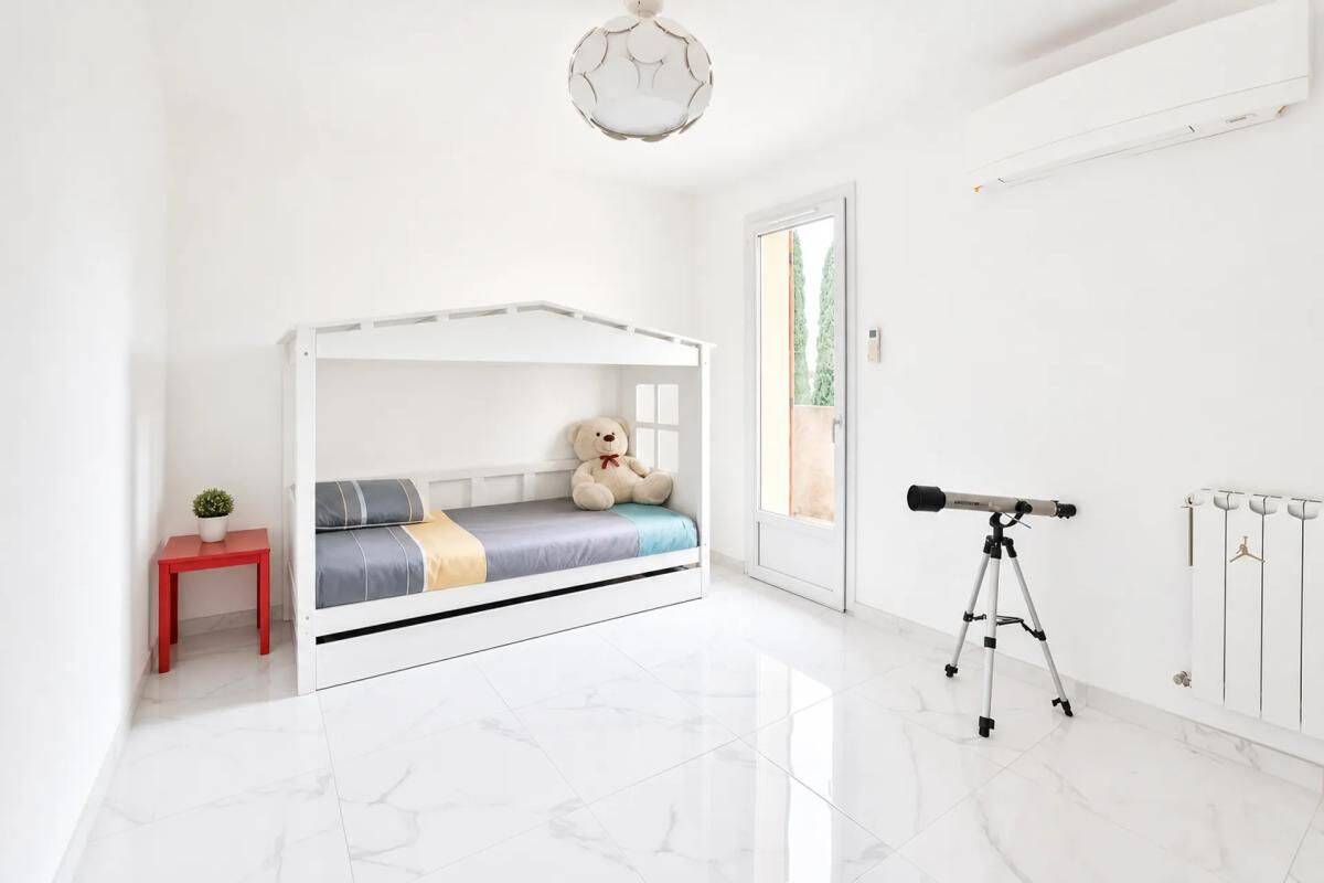 Maison familiale rénovée de 240 m² - Montpellier — 7