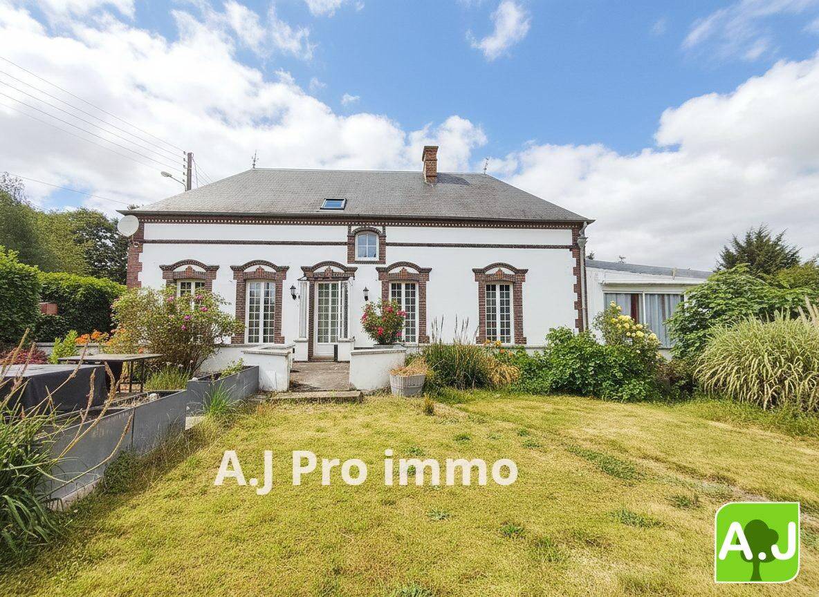 Maison 6 pièces 226 m² · à Saint-André-de-l'Eure · 225,8 m² · 350 000 €