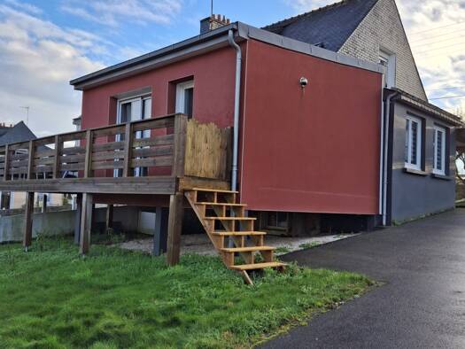 Maison à vendre 279 000 € 5 pièces 4 chambres 114 m² 433 m² de terrain Lezardeau-Kerneuzec Quimperlé 29300