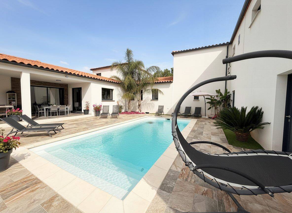 Maison 10 pièces 466 m² · à Perpignan · 466 m² · 890 000 €