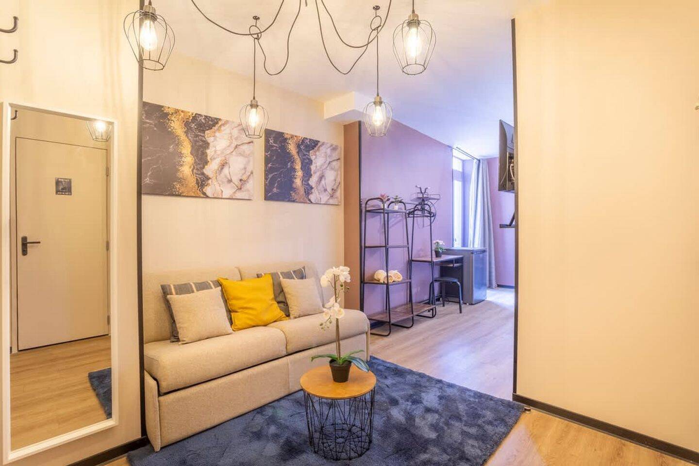 Appartement 1 pièce · à Marseille 1er Arrondissement · 1 645 €/mois