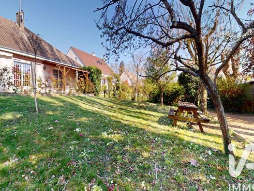 Pavillon à vendre 195 000 € 6 pièces 4 chambres 126 m² 965 m² de terrain Saint-Georges-sur-Baulche 89000