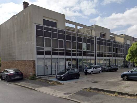 Boutique à louer 400 € 12 m² de surface de vente General de Gaulle-Iles Montfermeil 93370