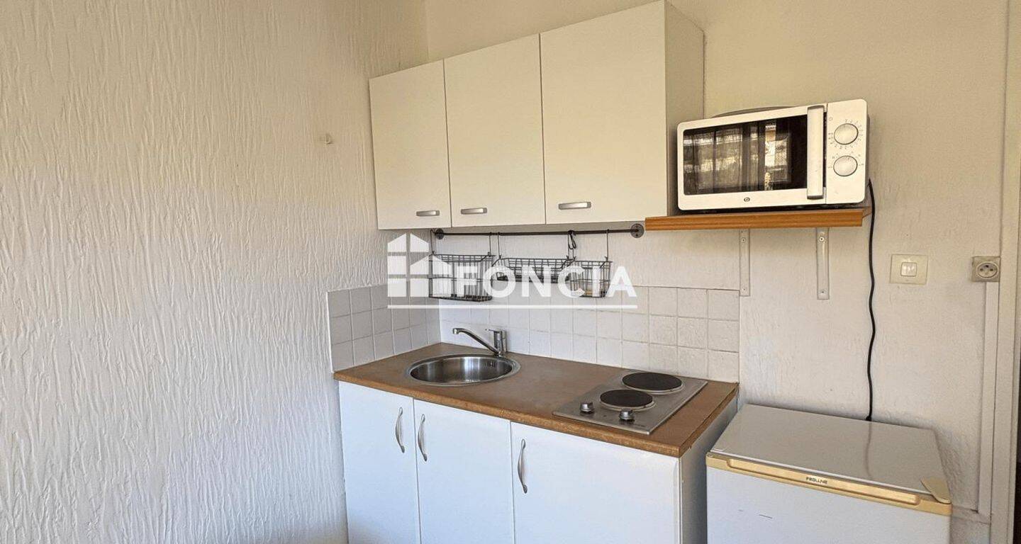Appartement 1 pièce 18 m² · à Aix-en-Provence · 18,1 m² · 652 €