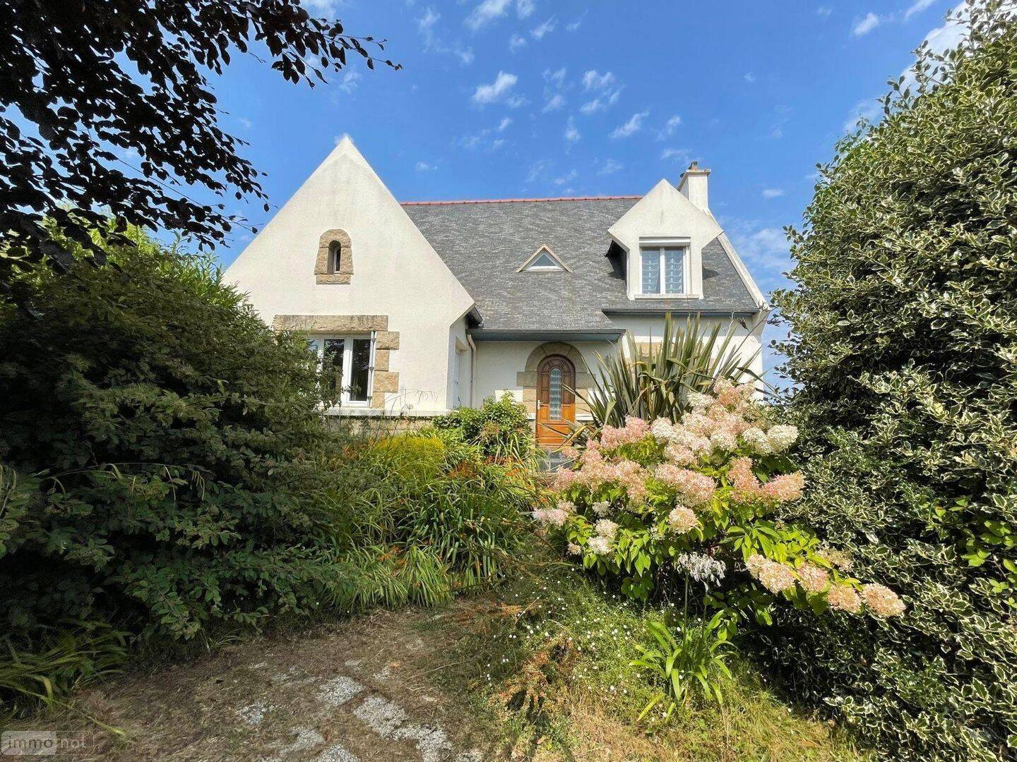 Maison 5 pièces 110 m² · à Penvénan · 110 m² · 229 570 €