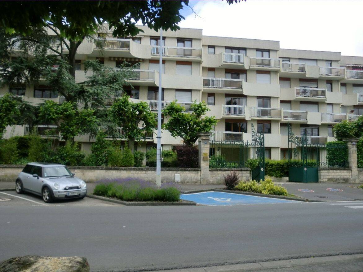 Appartement 1 pièce 36 m² · à Compiègne · 35,9 m² · 600 €/mois