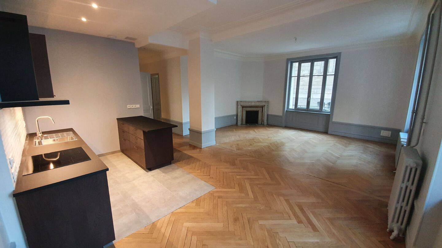 Appartement 4 pièces 114 m² · à Lyon 6ème Arrondissement · 114 m² · 2 150 €