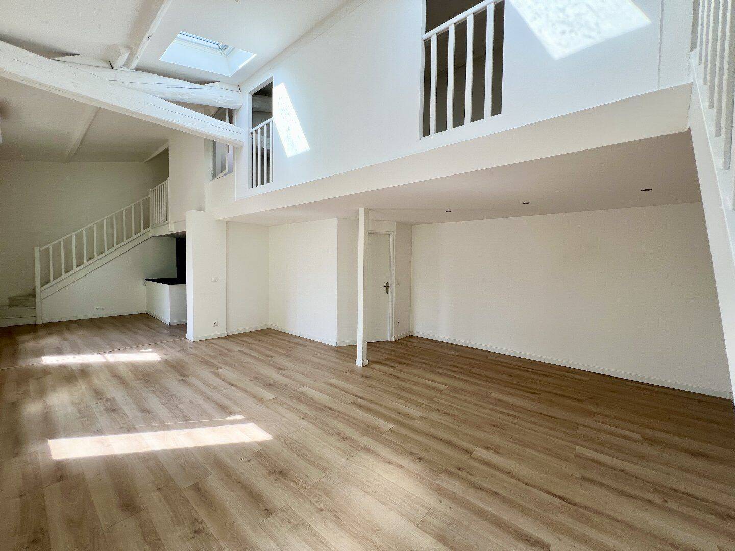 Appartement 3 pièces 98 m² · à Sète · 98 m² · 1 200 €/mois