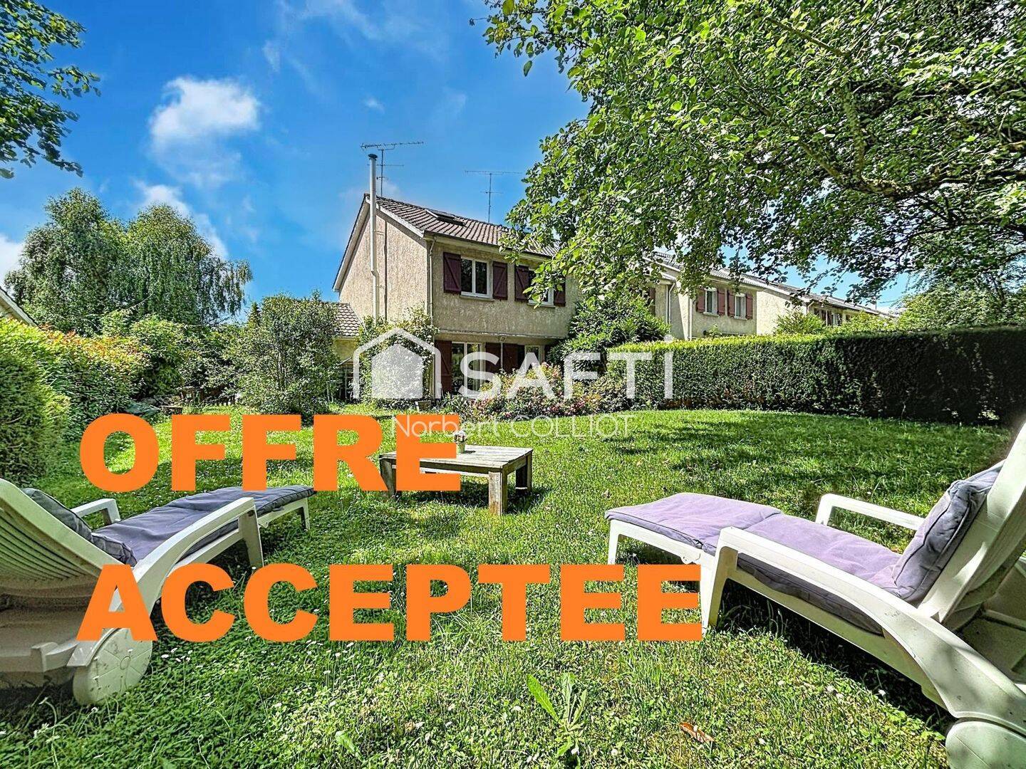 Maison 5 pièces 125 m² · à Le Mesnil-Saint-Denis · 125 m² · 399 000 €
