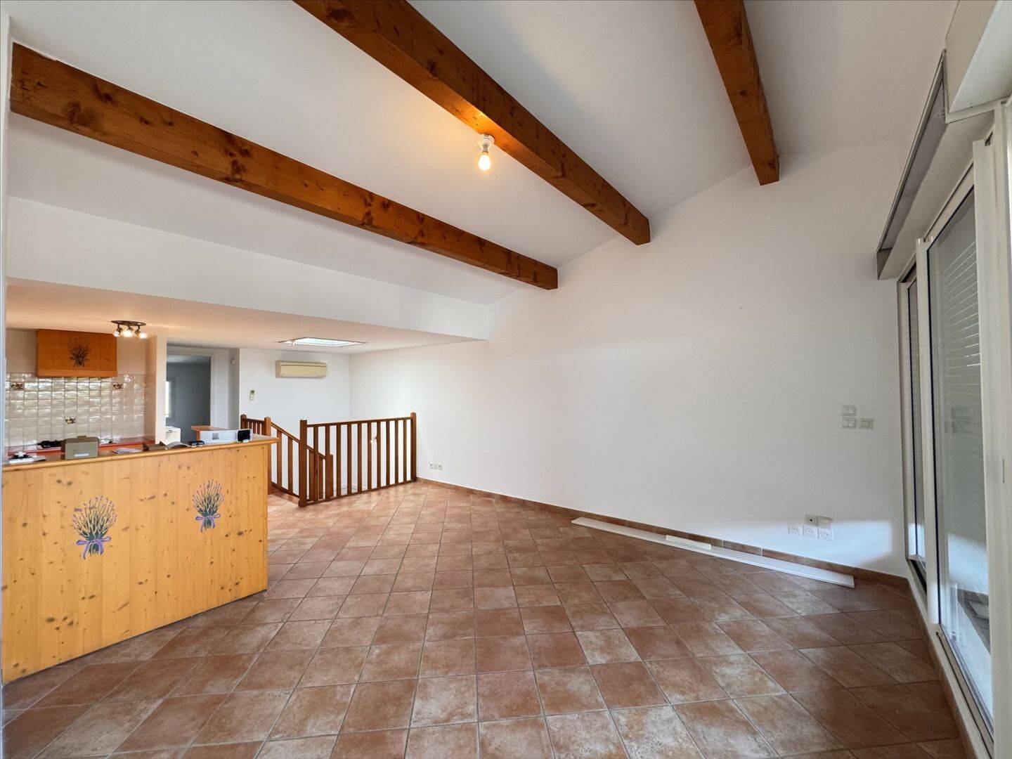 Appartement 3 pièces 72 m² · à Sainte-Cécile-les-Vignes · 72 m² · 800 €/mois