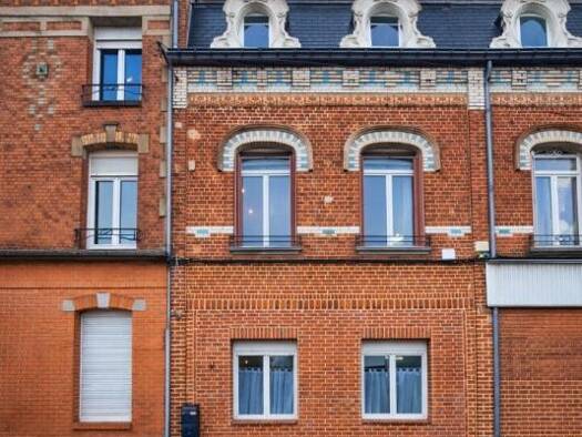 Immeuble à vendre 155 990 € 200 m² Centre Ville Hirson 02500