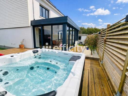 Maison de ville à vendre 439 875 € 7 pièces 5 chambres 148,6 m² 462 m² de terrain Golf Quéven 56530