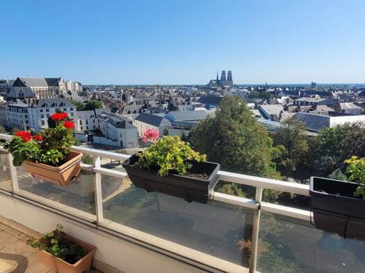 Appartement à vendre 299 990 € 5 pièces 3 chambres 108 m² Étage 8/8 Bannier-Coligny Orléans 45000