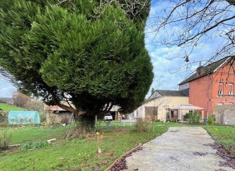 Maison à vendre 147 000 € 5 pièces 3<br/>chambres 124 m²<br/>superficie 961 m²<br/>terrain La Capelle 02260
