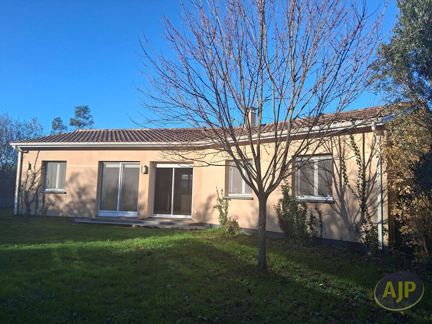 Maison 6 pièces 117 m² · à Pauillac · 117 m² · 1 220 €/mois