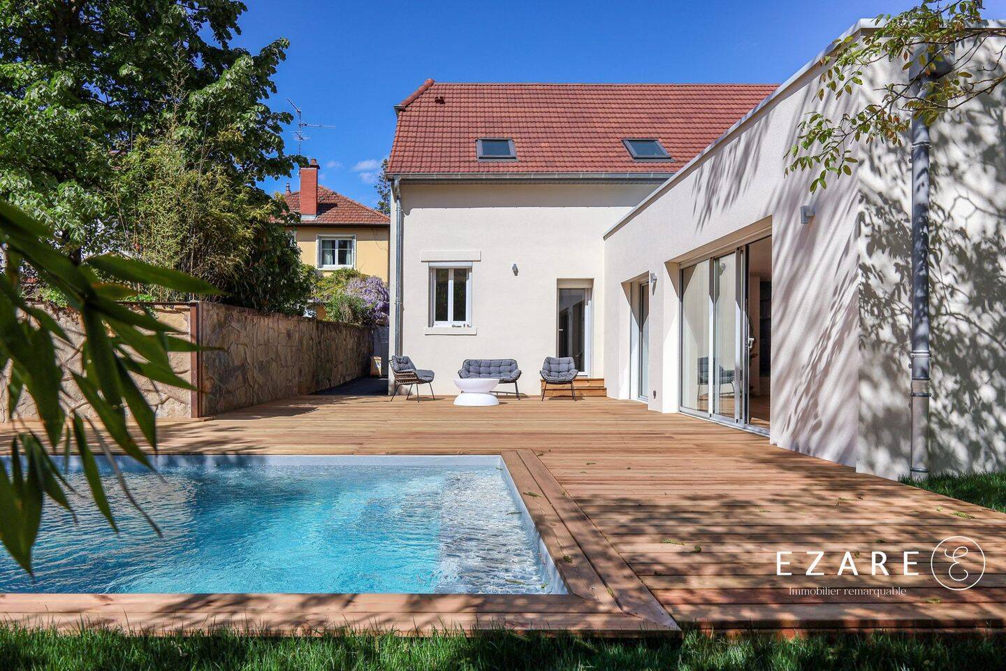 Maison 7 pièces 201 m² · à Dijon · 201 m² · 980 000 €