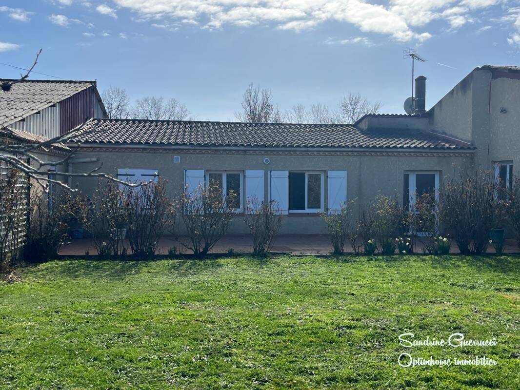 Maison 11 pièces 221 m² · à Condom · 221 m² · 149 000 €
