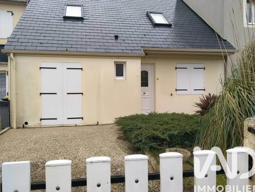 Pavillon à vendre 139 800 € 4 pièces 3 chambres 90 m² 282 m² de terrain Le Pré Sablé-sur-Sarthe 72300