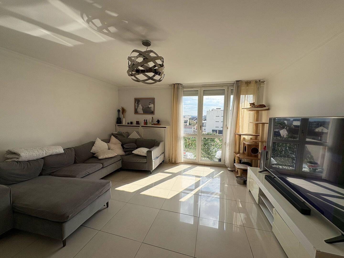 Appartement 3 pièces 70 m² · à Drancy · 70 m² · 240 000 €