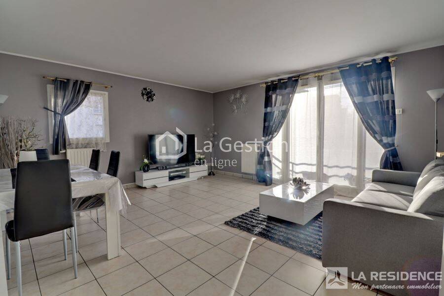 Appartement 4 pièces 82 m² · à Saint-Ouen-l'Aumône · 82 m² · 1 350 €/mois