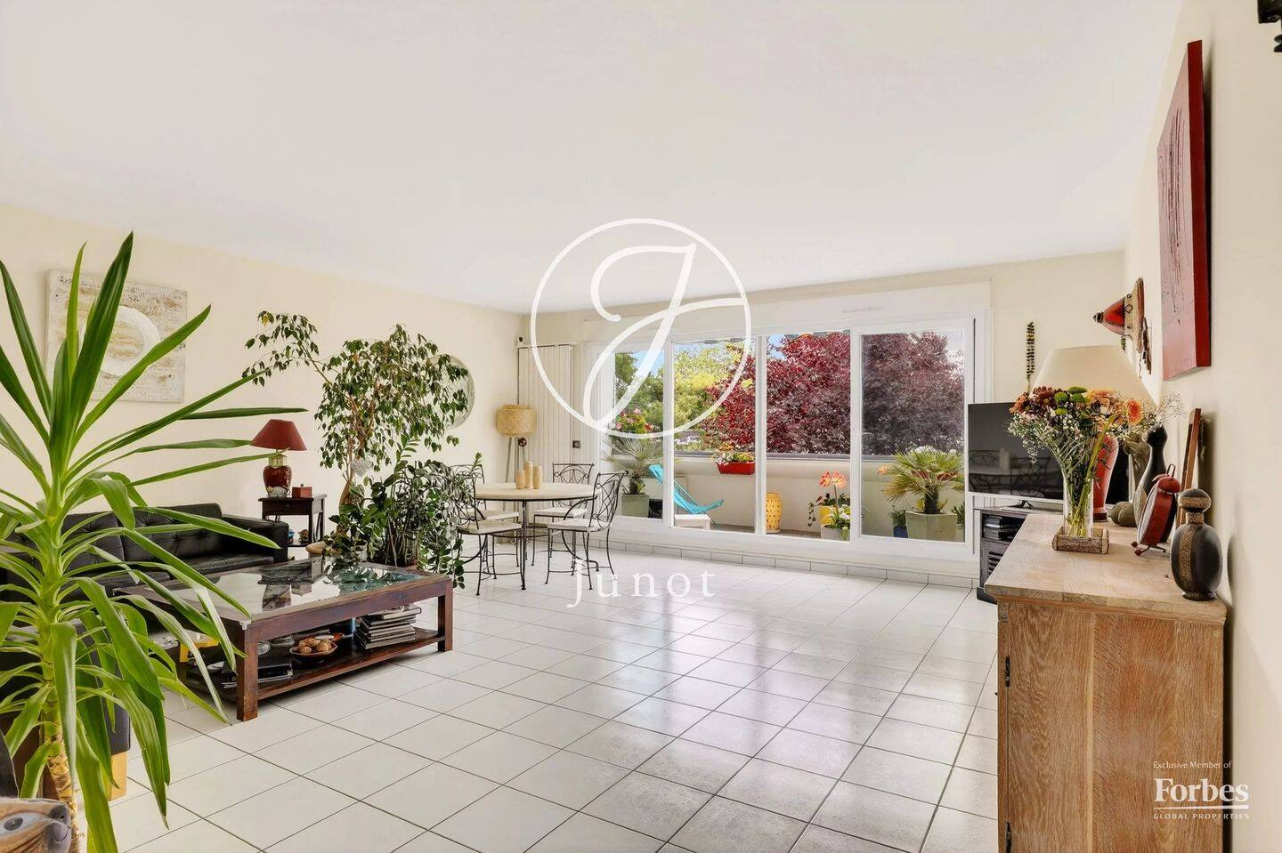 Appartement 4 pièces 93 m² · à Rueil-Malmaison · 93,4 m² · 562 500 €