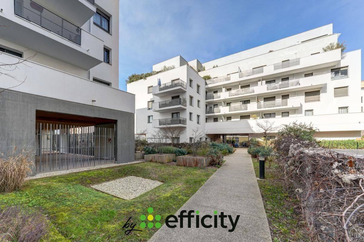 Appartement 2 pièces 44 m² · à Saint-Priest · 44 m² · 149 000 €