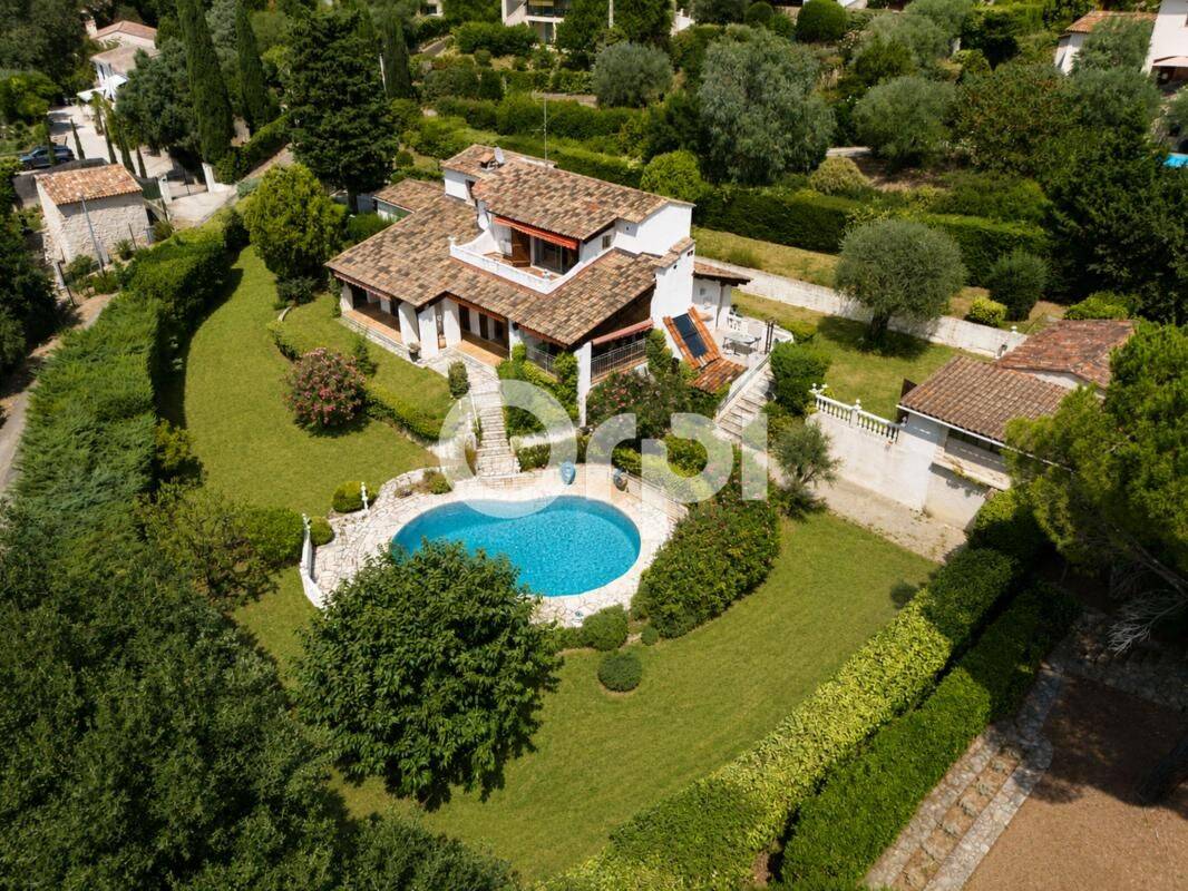 Maison 4 pièces 180 m² · à Montauroux · 180 m² · 620 000 €