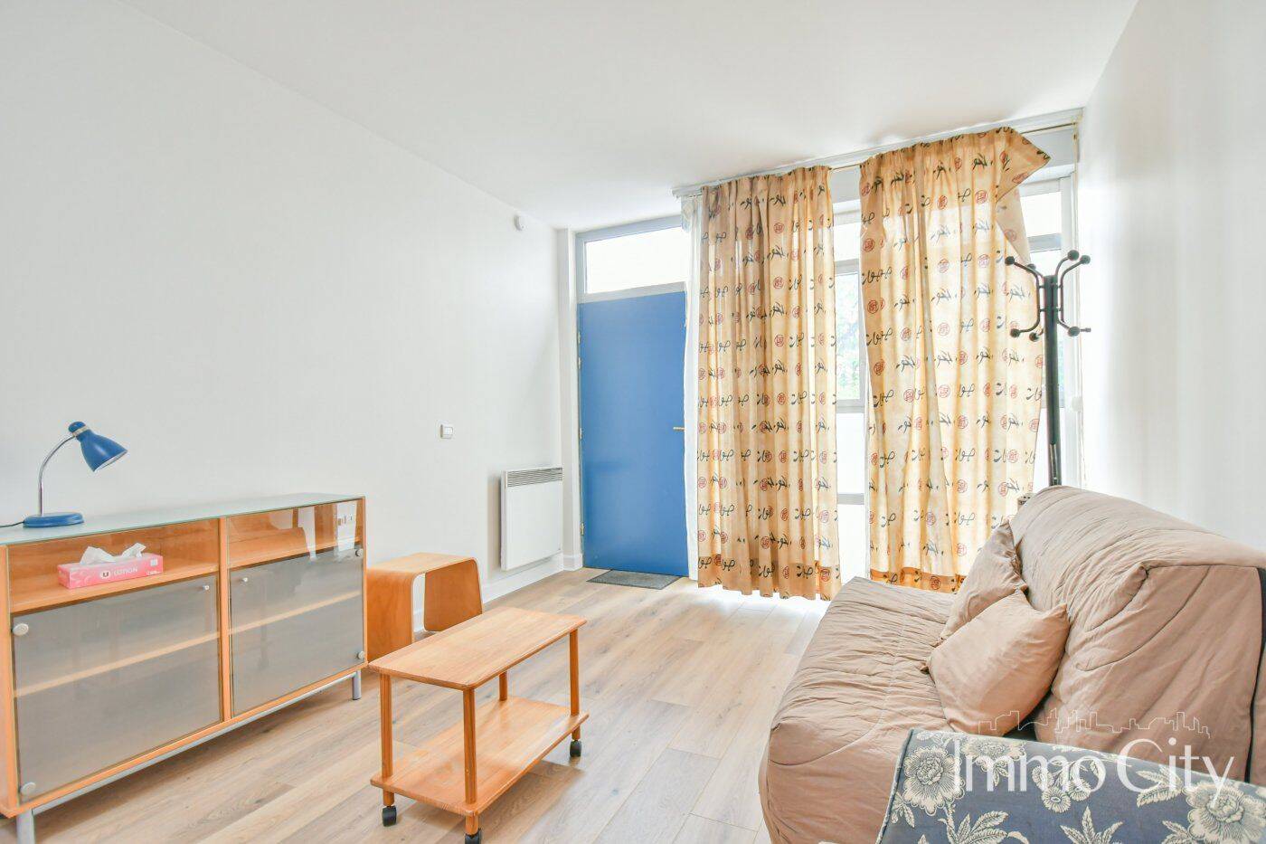 Appartement 1 pièce 28 m² · à Paris 15ème Arrondissement · 27,5 m² · 943 €